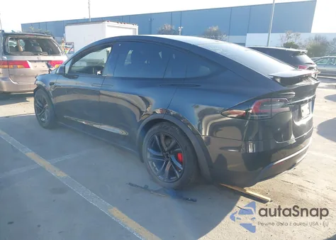 2026 Tesla Model X Plaid z USA, uszkodzony, nr VIN 7SAXCBE63TF477867